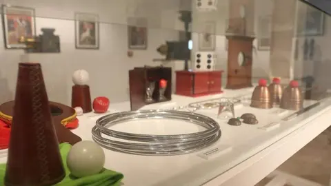 inauguración gabinete curiosidades Alhóndiga_10