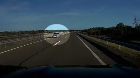 Coche implicado circulando en sentido contrario por la Autovía EX-A1