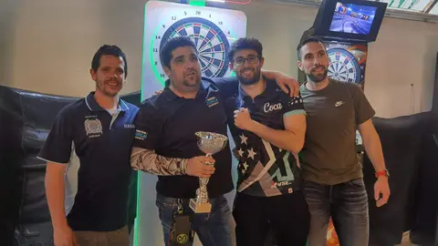 Imagen de los chicos del equipo Valhalla