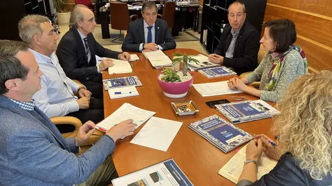 Reunión con ingenieros de Caminos y Obras Públicas