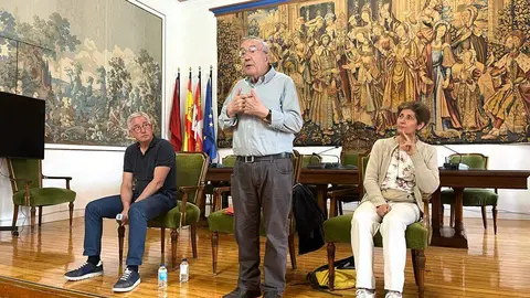 Carlos Pedrero, uno de los portavoces del Movimiento por la Sanidad Pública