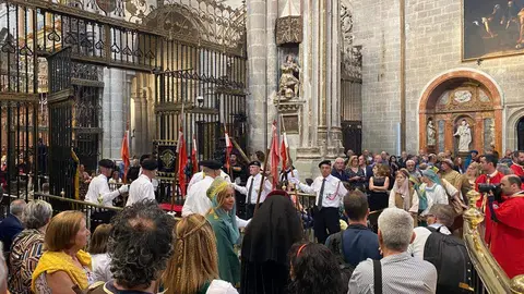 Actuación teatral en el atrio de la Catedral por el 900 aniversario de la investidura de Afonso Henriques. Fotografía: Diócesis de Zamora