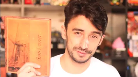 Iniciativa #DeProfesiónYoutuber