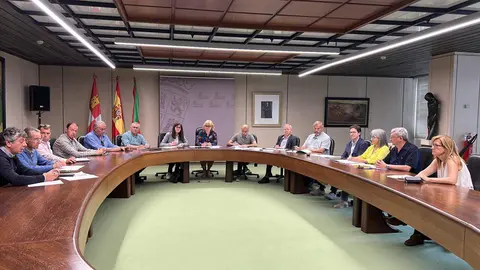 Reunión del Consejo Agrario Provincial con presencia de la delegada territorial