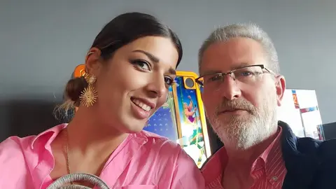 Sofía Huerga y Matías Pérez, expárroco de Sarracín de Aliste y arcipreste de El Pan. Fotografía: CEDIDA