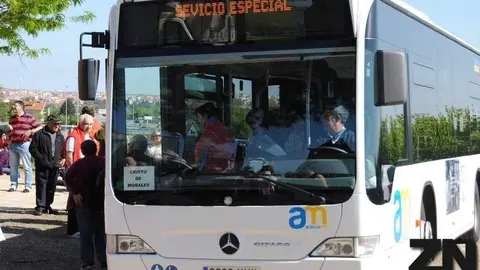autobus urbano servicio especial