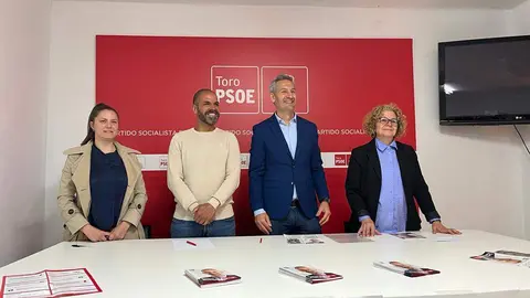 El candidato a la alcaldía por el PSOE Carlos Rodríguez, presenta su programa electoral