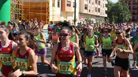 Carrera Cerco de Zamora a beneficios de AZDEM del año 2022