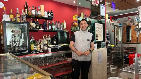 cafetería Toro reabre