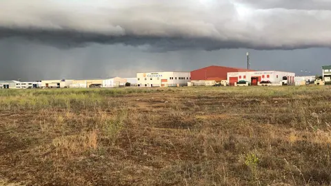 Tormenta en el pol&iacute;gono de Los Llanos