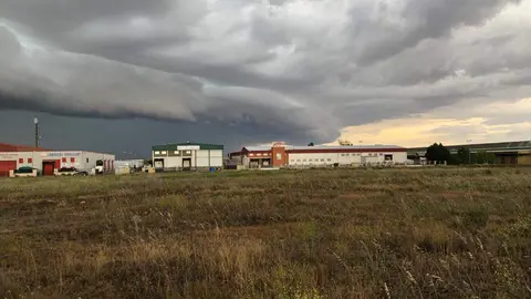 Tormenta en el polígono de Los Llanos