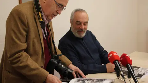 El historiador del arte y sacerdote, José Ángel Rivera de las Heras, autor del libro "EL PLATERO ZAMORANO ANTONIO RODRÍGUEZ (1537-1611)"