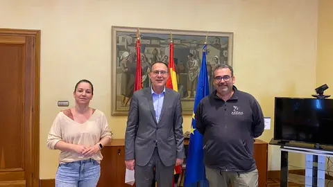 reunión agricultores solidarios