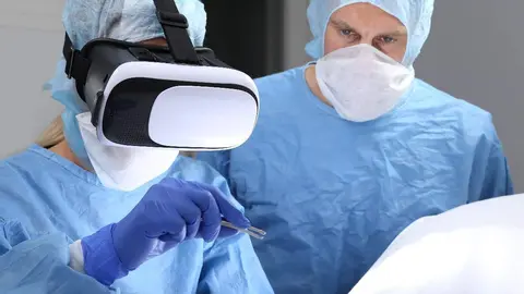 operacion-realidad-virtual-alamy