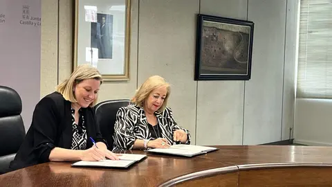 Firma programa 'Vacaciones en paz'