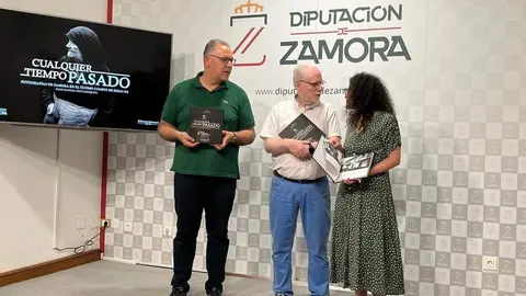 “Cualquier tiempo pasado” presentación