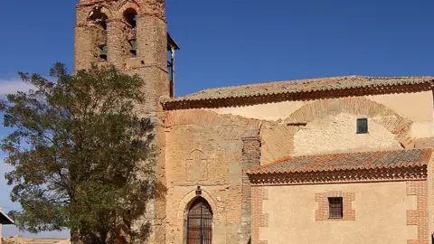 Iglesia de Otero de Sariegos