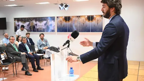 Juan García-Gallardo presenta las conclusiones del informe Nielsen