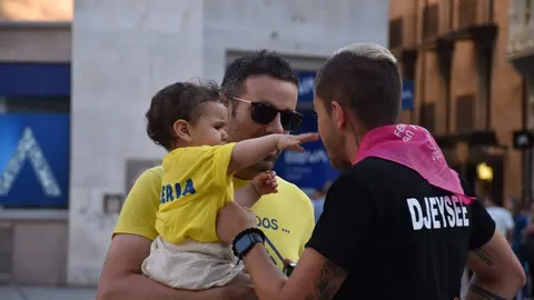 Desfile de peñas jogueras de San Juan