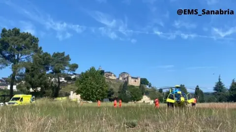 Asistencia sanitaria en El Puente, Sanabria. Fotografía: @EMS_Sanabria