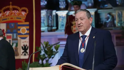 Javier Fa&uacute;ndez durante la investidura como nuevo presidente de la Diputaci&oacute;n de Zamora. Fotograf&iacute;a: Jos&eacute; Luis Leal