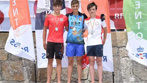 Guillermo Revilla, salvamento