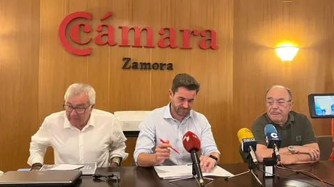 PSOE visita la Cámara de Comercio
