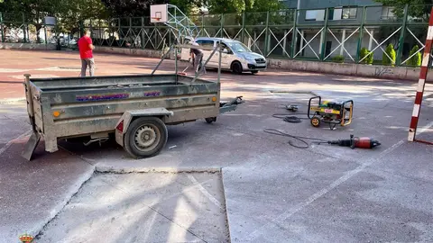 reparación pista polideportiva Barrio Santa Ana. Fotografía: Ayuntamiento de Benavente
