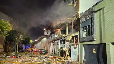 Explosión por figa de gas en un edificio de Valladolid. Fotografía: @PoliciaVLL
