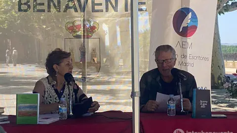 Feria del libro en Benavente vía Interbenavente.es