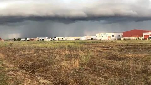 Tormenta en uno de los polígonos industriales de Zamora