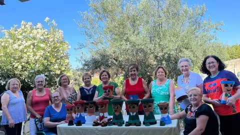 Mercadillo solidario realizado por la Asociación de Mujeres de Fermoselle. Fotografía: CEDIDA