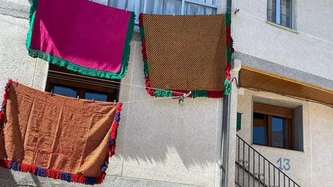 Porto y sus 300 aros de ganchillo_16