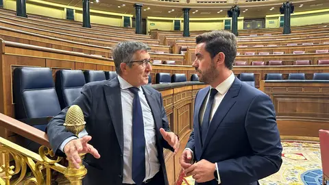 01 PSOEZAM. Constitución Congreso Diputados 17-08-2023. Patxi López y Antidio Fagundez