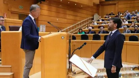 Fran Díaz adquiere su condición plena de senador