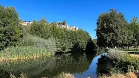 Imagen archivo denuncia vertidos Puebla de Sanabria