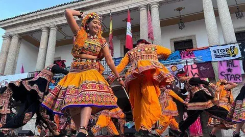 Festival folklore toro1