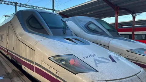 Tren Renfe en la estación de Zamora