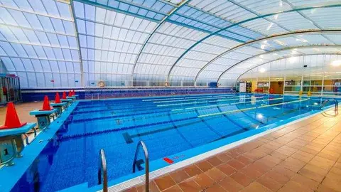 Piscina municipal climatizada de Benavente
