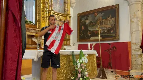 Ofrenda Floral de los jugadores del Zamora CF a la concha_9
