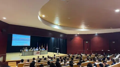 alumnos Escuela Politécnica