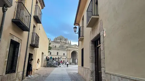 Entrada a la Plaza de la Catedral