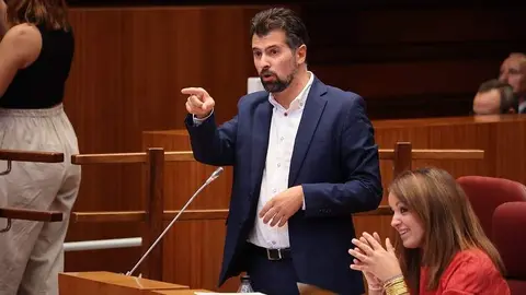 El portavoz del Grupo Parlamentario Socialista, Luis Tudanca