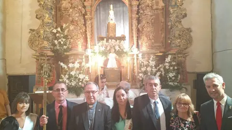 Carlos Rodríguez Casares con Alcaldesa y Corporación Malva en Fiestas Virgen del Tobar