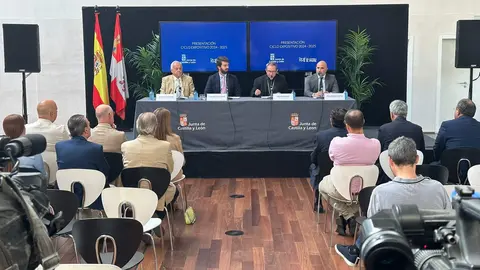 Santonja, García-Gallardo, Martínez Varea y Martín, durante el acto de presentación.