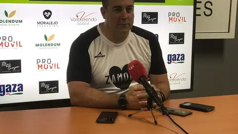Fran González durante la previa