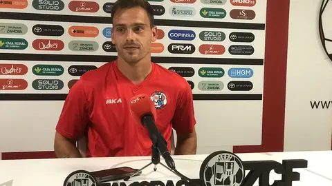 Fermín Sobrón en rueda de prensa