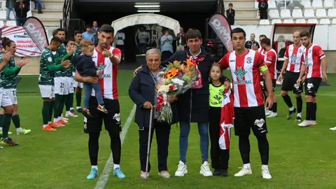 4099B079-990B-401B-AC3A-1A5AF9482E93