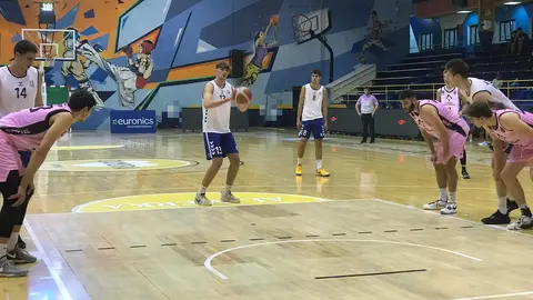 E4CE41B5-7BF5-48A7-8DDF-C1CB012DAD89