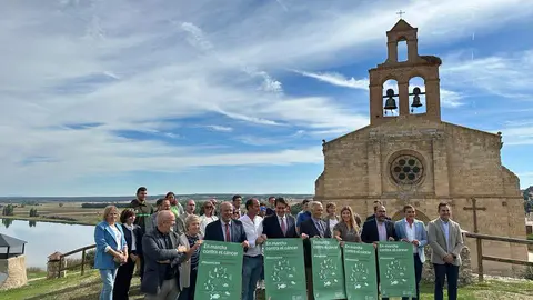 Presentación del proyecto 'Espacios sin humo' entre la Junta de CyL y la AECC